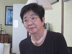 岸谷美穂